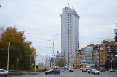 yüksek katlı ofis binası sokak Novo-tren Samara kenti
