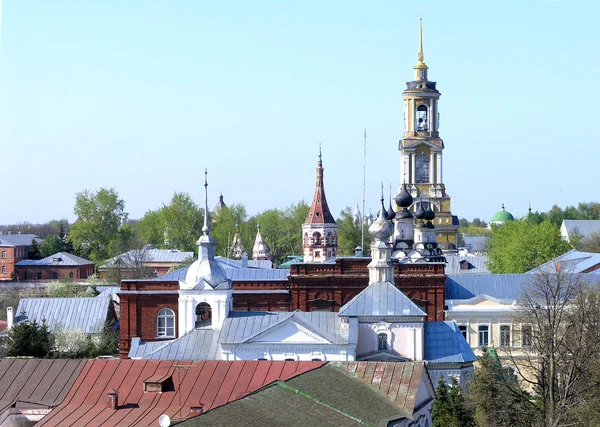 Архітектурні пам'ятки в Suzdal — стокове фото