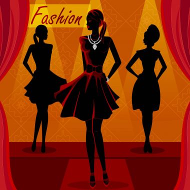 Güzel Afrikalı siyah kadın modern şık model rampa üzerinde