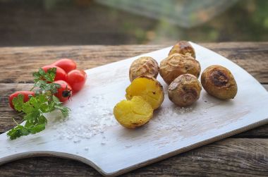 Sebze için fırında patates ayarla