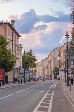 Moskova, yaz aylarında Bolshaya Ordynka tarihi merkezinde cityscape