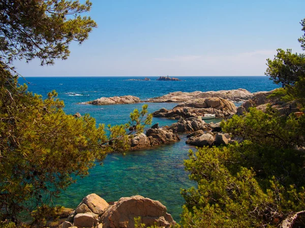 Vistas de Cami de Ronda, Costa Brava, Mar Mediterrâneo — Fotografia de Stock