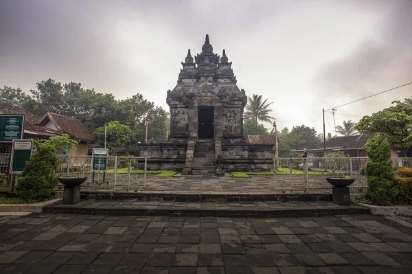 Candi Pawon Jest Świątynią Buddyjską Centralnej Javie Indonezji Położony Pomiędzy — Zdjęcie stockowe