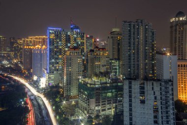 Jakarta resmi olarak Endonezya 'nın başkenti olan Jakarta' nın başkentidir. Jakarta, Endonezya 'nın ekonomi, kültür ve siyasetinin merkezidir. 05 10 2019