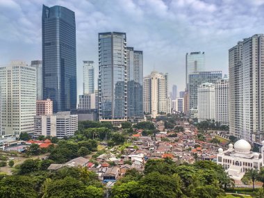 Jakarta resmi olarak Endonezya 'nın başkenti olan Jakarta' nın başkentidir. Jakarta Endonezya 'nın ekonomi, kültür ve siyasetinin merkezidir.