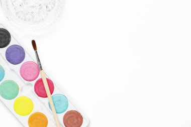 Beyaz kullanıma hazır ile lots-in metin alanı Temizleme toplama ile su boya