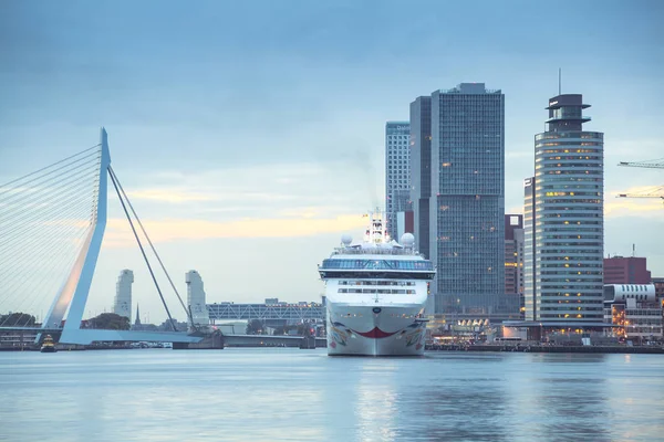 Norwegian Star cruise ship — Stock Photo, Image