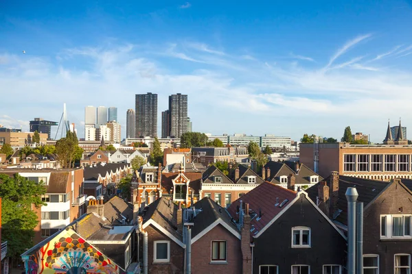 Rotterdam Niederlande Juli 2017 Stadtsilhouette Mit Alten Und Modernen Gebäuden — Stockfoto