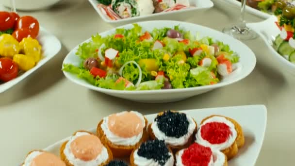 Fresh seaweed salad with crab sticks — Stock Footage Fresh seaweed salad with crab sticks Stock Footage