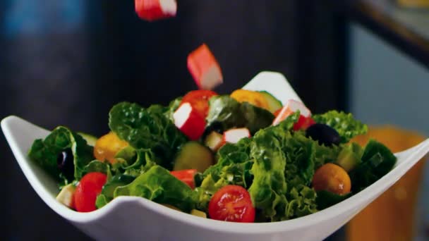 Fresh seaweed salad with crab sticks — Stock Footage Fresh seaweed salad with crab sticks Stock Video