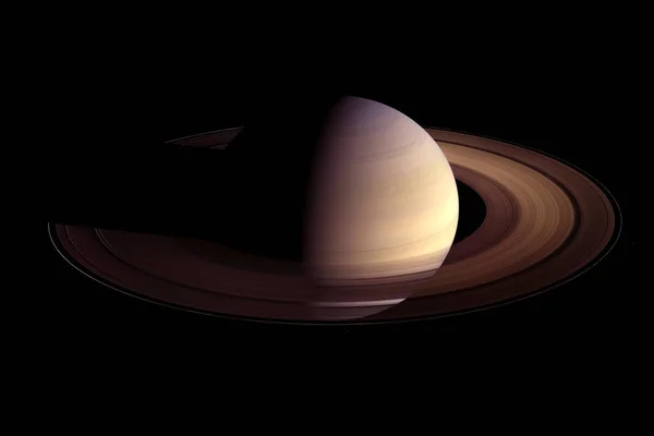 美丽的土星,环状的,和遥远的太阳. 这张照片是由美国国家航空航天局提供的. — 图库照片