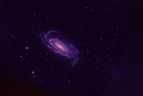 En vacker galax i rymden. Delar av denna bild tillhandahölls av NASA. — Stockfoto