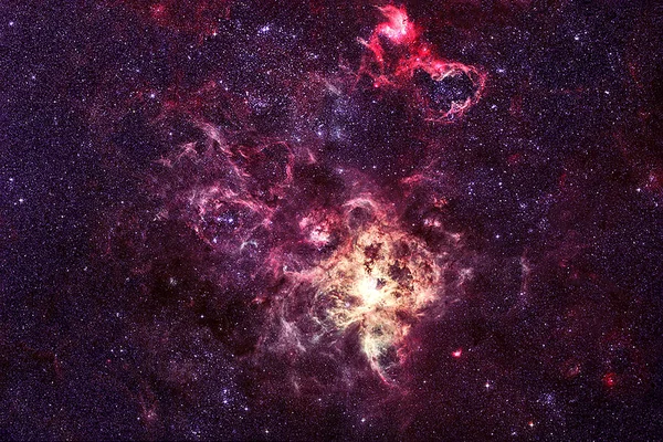Olağandışı kozmik bulutsu, boşlukları ve yıldızları var. Bu görüntünün elementleri Nasa tarafından döşendi. — Stok fotoğraf