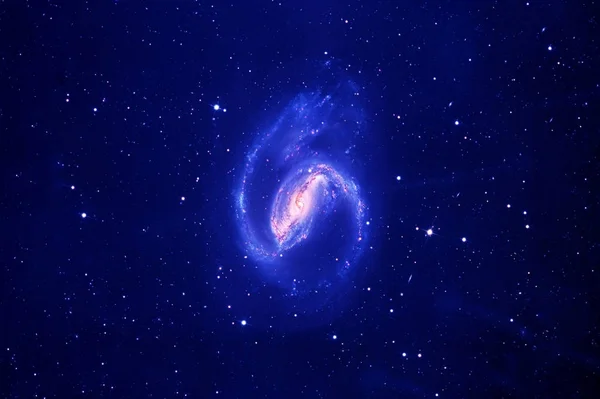 Bela galáxia com estrelas em cores brilhantes. Elementos desta imagem foram fornecidos pela NASA . — Fotografia de Stock