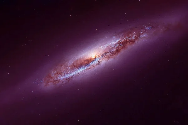 Spirale de la galaxie lointaine. Des éléments de cette image ont été fournis par la NASA . — Photo