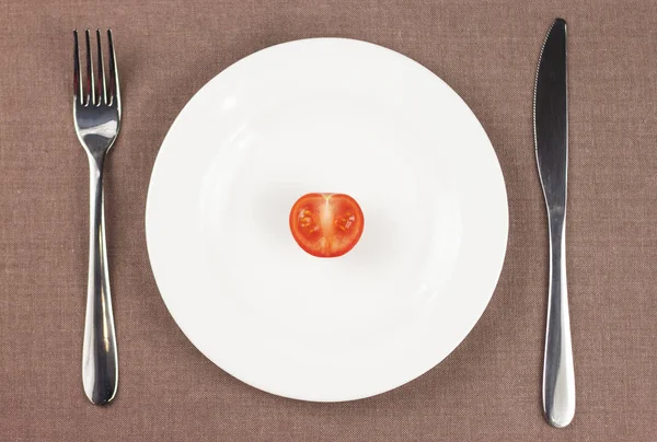 Ντομάτα στο πιάτο — Φωτογραφία Αρχείου