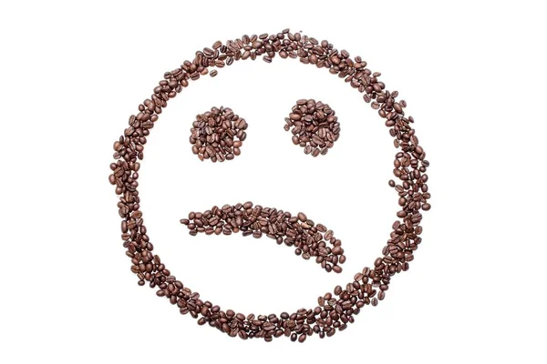 Kahve çekirdekleri, beyaz arka plan üzerinde izole dan üzgün smiley