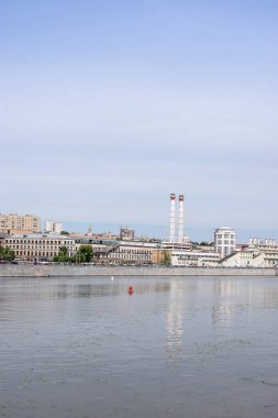 Tarihi kentin setin için nehrin görüntülemek