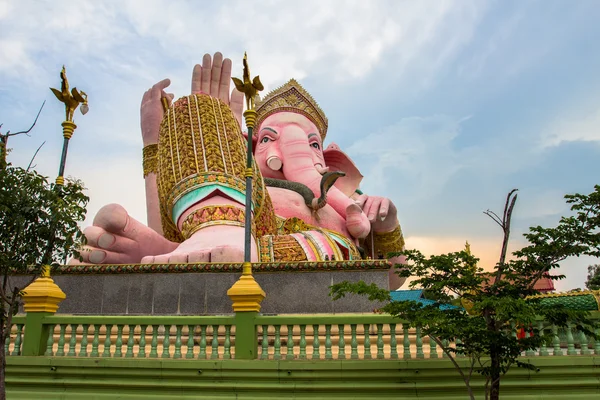 Ganesh rosa al atardecer — Foto de Stock