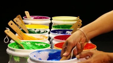 Kepçe mavi plastisol mürekkep varil dışarı