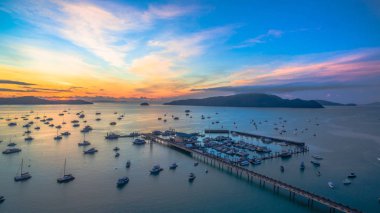 Chalong iskele güneş doğarken