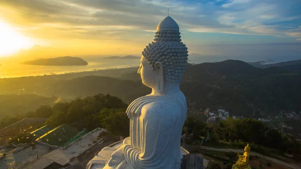 大仏の日の出 — ストック写真