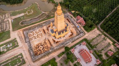 yüksek dolden pagoda Phang Nga Tayland