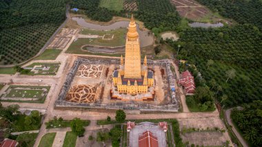 yüksek dolden pagoda Phang Nga Tayland