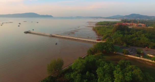 Palai pier, a Chalong-öbölben — Stock videók