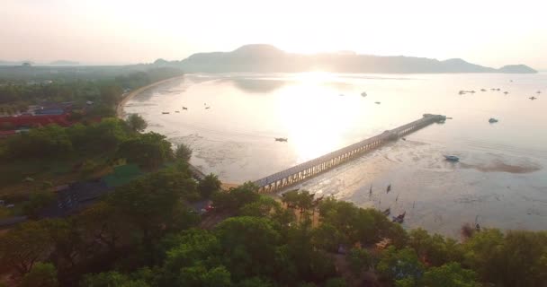 Muelle del Palai en el golfo de Chalong — Vídeos de Stock