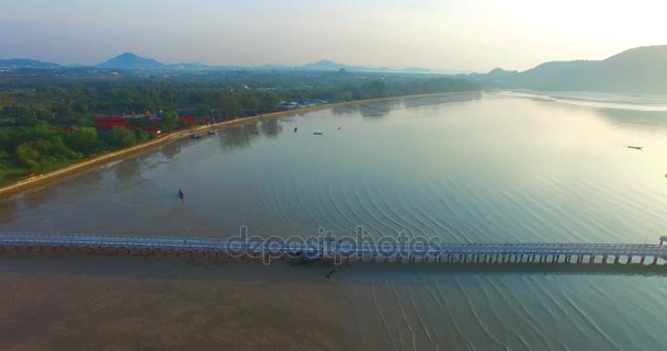 Muelle del Palai en el golfo de Chalong — Vídeos de Stock