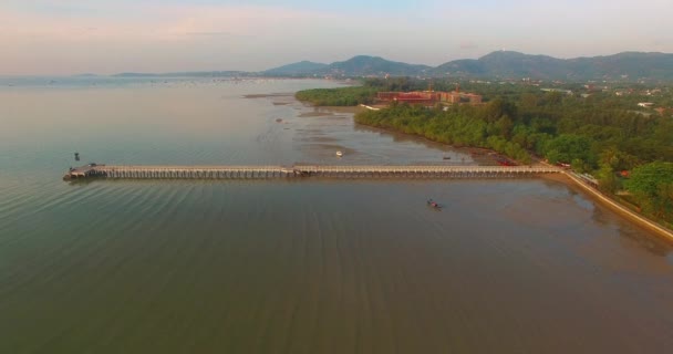 Palai pier in Chalong gulf — Stock Video