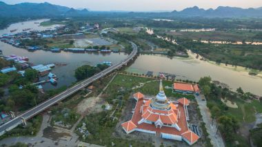 Çin tarzı güzel pagoda 