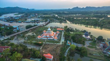 Çin tarzı güzel pagoda 