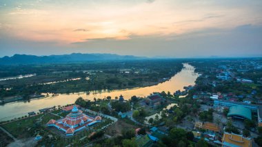 Çin tarzı güzel pagoda 