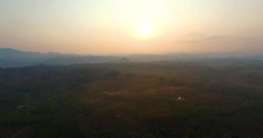 gündoğumu meyve alanları yukarıda