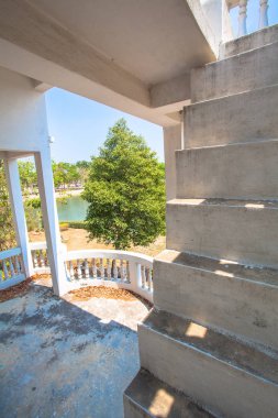 birçok şaşırtıcı heykel ve mimar Tapınak