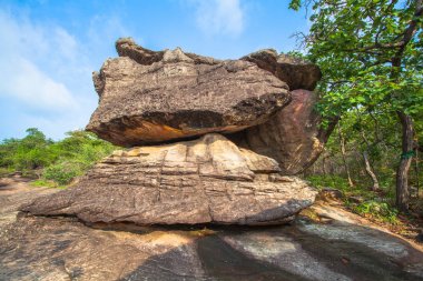 şaşırtıcı doğal taş heykel