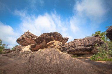 şaşırtıcı doğal taş heykel