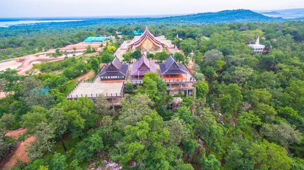 Templet Wat Sirindhorn Wararam Phu Prao — Stockfoto