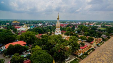 güzel Prathat Phanom pagoda adlı Kong Nehri