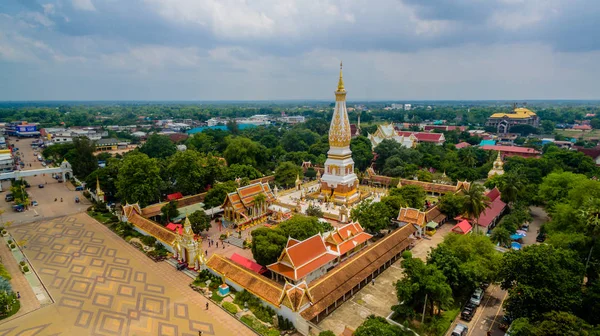 Beautiful Prathat Phanom pagoda at Kong river — Stock Photo, Image