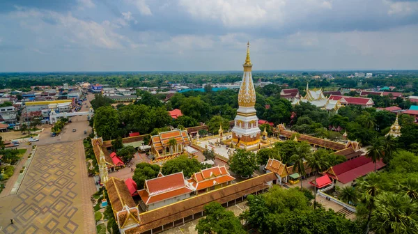 Beautiful Prathat Phanom pagoda at Kong river — Stock Photo, Image