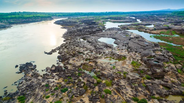 3000 bok görünmeyen güzel Mekong rock
