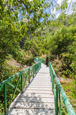 yeşil kanal köprüden