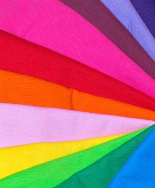 tee shirt pamuk ve elyaf yapılmış 