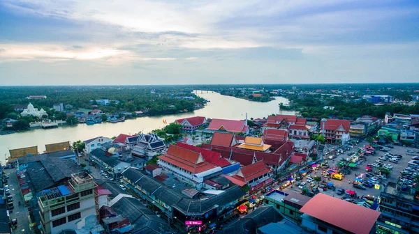 hava fotoğrafçılığı günbatımı zamanı pazarda Romhub