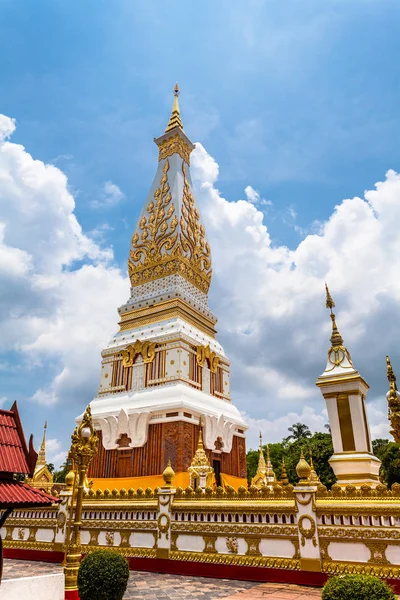 Phra それ Phanom の仏塔、Nakornphanom、タイ. — ストック写真