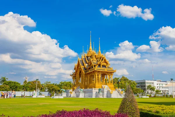Ananta Samakhom taht salonu Bangkok, Thail ünlü dönüm noktası olduğunu
