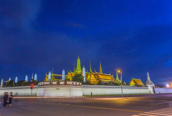 Wat Pha Kaew templo de esmeralda Buda e Grand Palce . — Fotografia de Stock